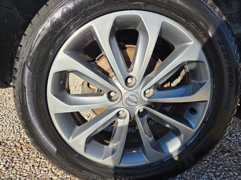 Nissan Qashqai 2.0D4x4панорама150к.с, снимка 16 - Автомобили и джипове - 52616584