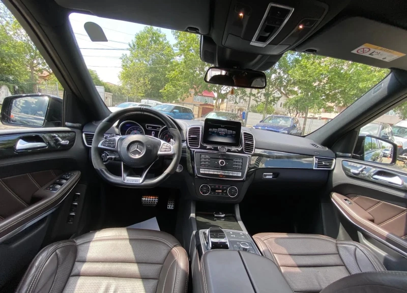 Mercedes-Benz GLS 63 AMG 4Matic, снимка 5 - Автомобили и джипове - 52650152