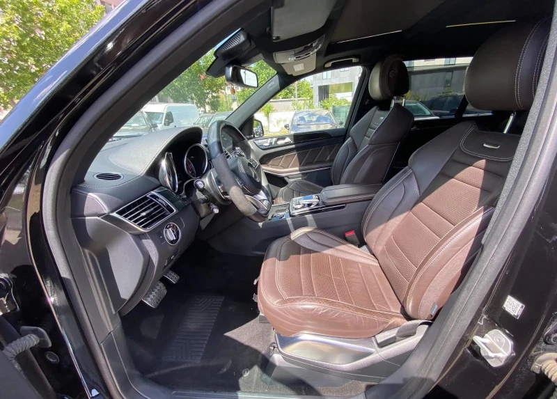 Mercedes-Benz GLS 63 AMG 4Matic, снимка 6 - Автомобили и джипове - 52650152