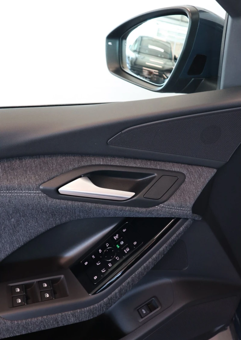 Audi Q6 e-tron Quattro, снимка 3 - Автомобили и джипове - 53419284