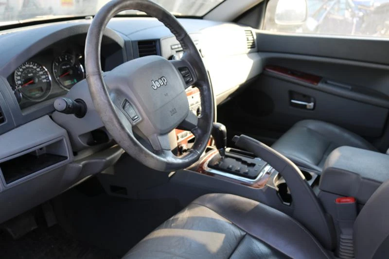 Jeep Grand cherokee 3.0 CRD, снимка 12 - Автомобили и джипове - 29627361