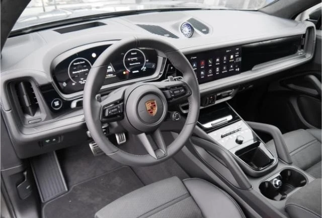 Porsche Cayenne GTS SPORT CHRONO BOSE PANORAMA MATRIX 360 - изображение 9