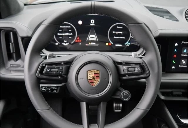 Porsche Cayenne GTS SPORT CHRONO BOSE PANORAMA MATRIX 360 - изображение 10