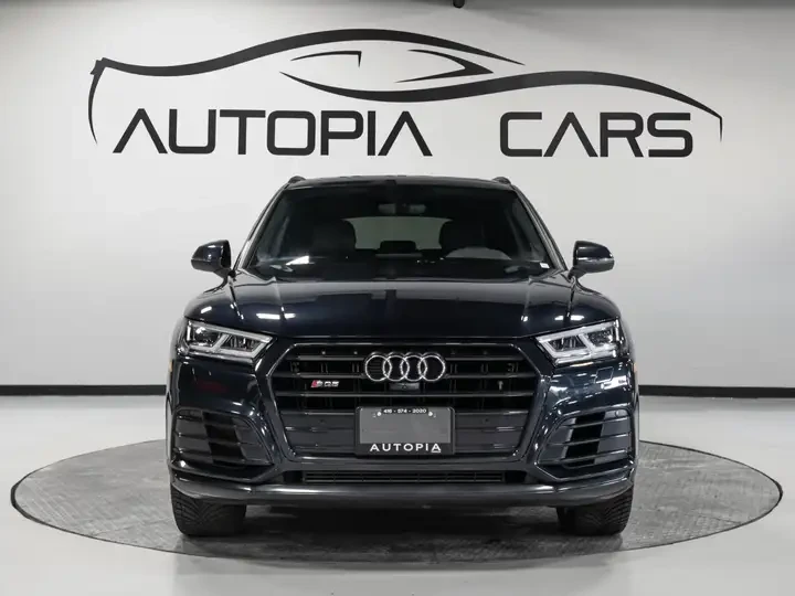 Audi SQ5 TECHNIK * BLIND SPOTS * ПАНОРАМА * CARFAX, снимка 3 - Автомобили и джипове - 54840731