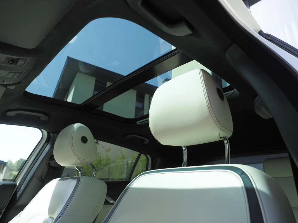 Infiniti Q30 Premium, Подгрев, Кожа, Bose - изображение 6