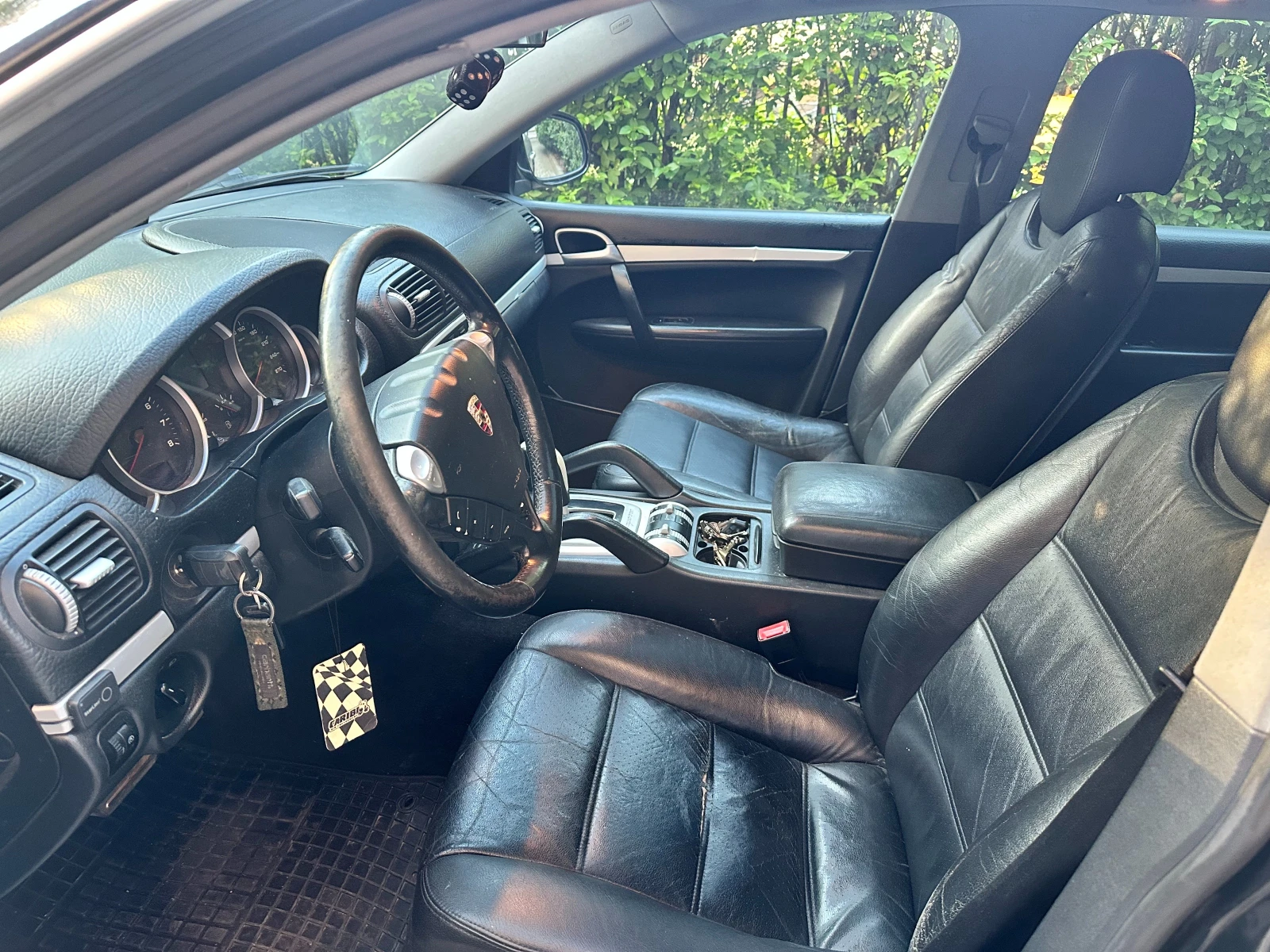 Porsche Cayenne  - изображение 8