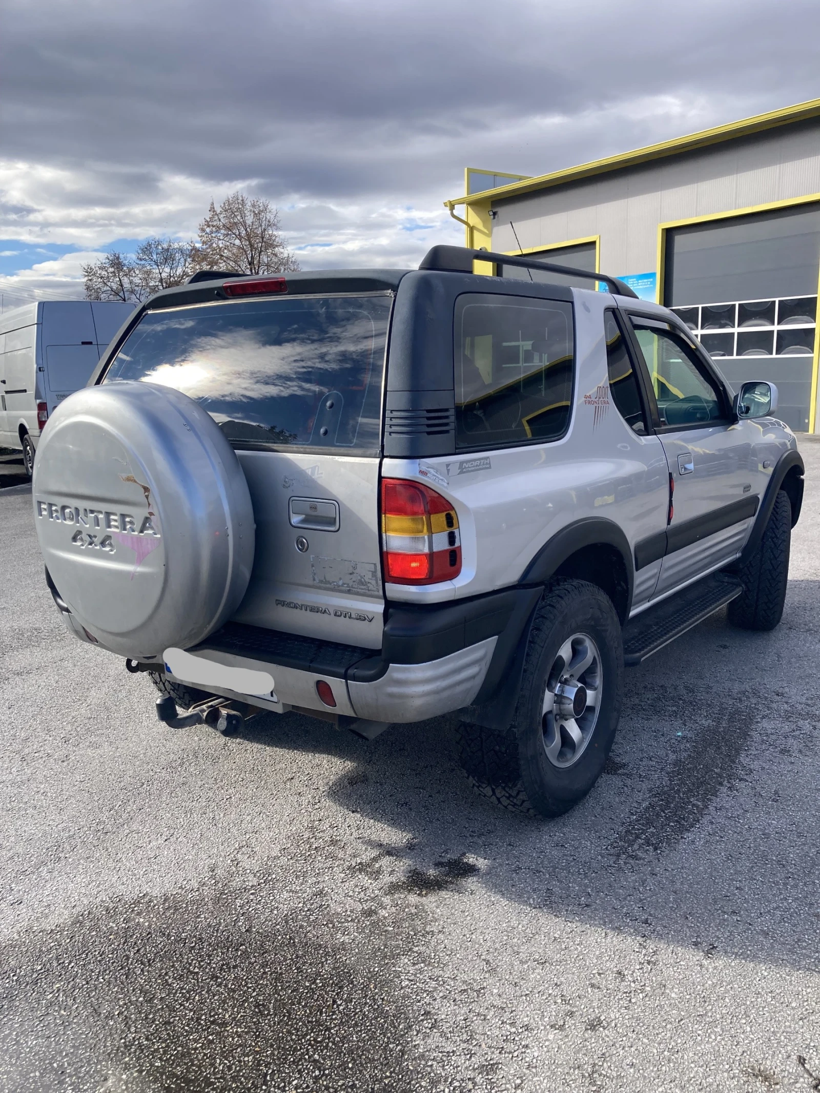 Opel Frontera 2, 2 DTI 4x4  - изображение 4