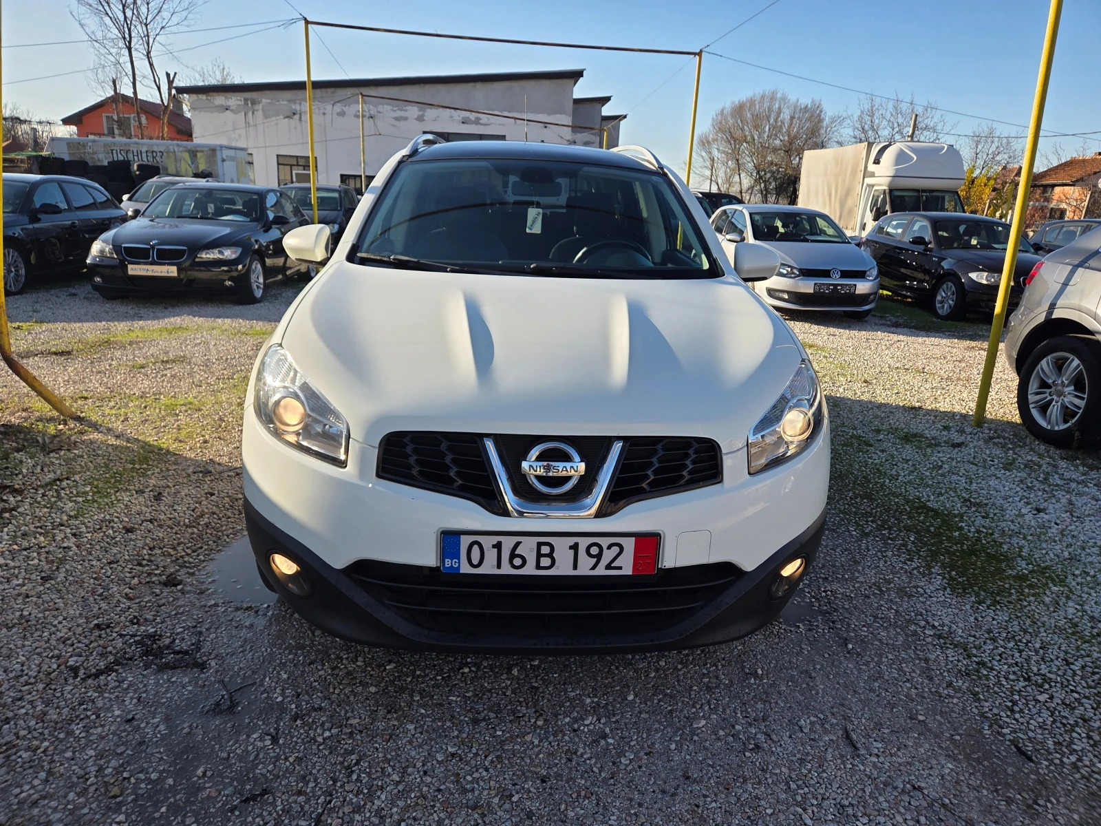 Nissan Qashqai 2.0D4x4панорама150к.с - изображение 2
