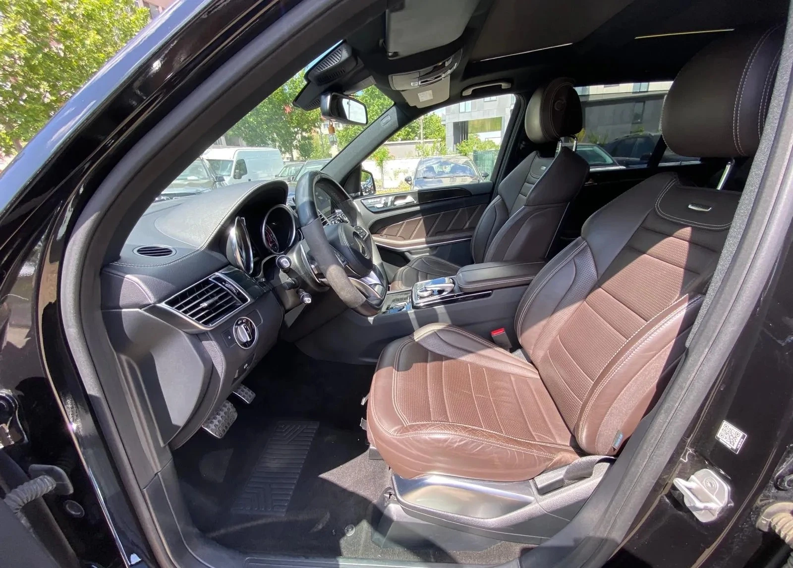 Mercedes-Benz GLS 63 AMG 4Matic - изображение 6