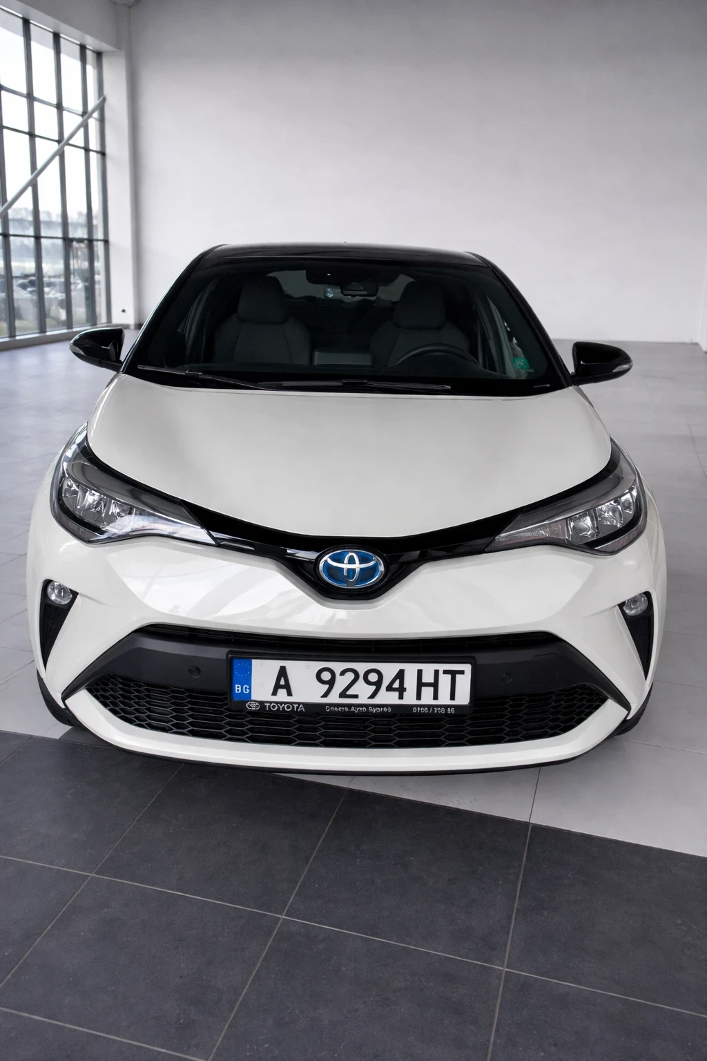 Toyota C-HR Club , снимка 3 - Автомобили и джипове - 54133193