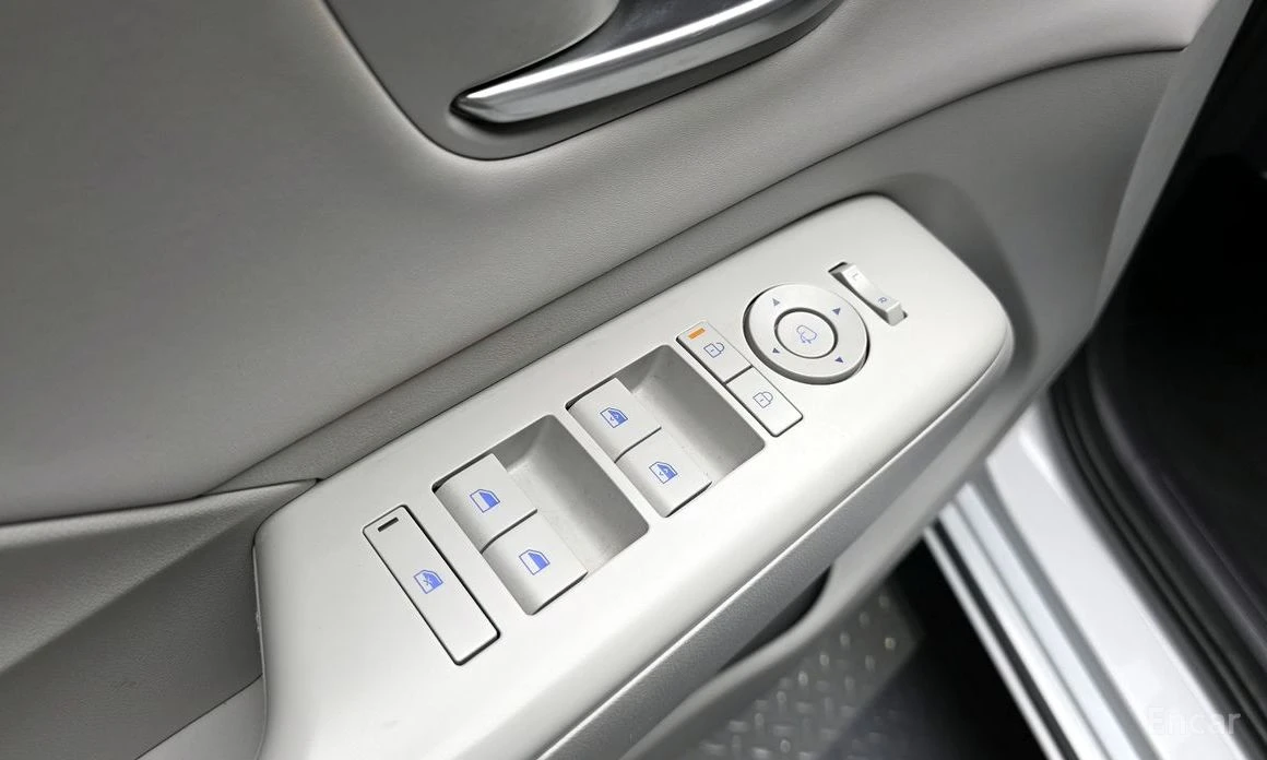 Hyundai Kona LONG RANGE PREMIUM 65.4 KWH , снимка 9 - Автомобили и джипове - 54182851