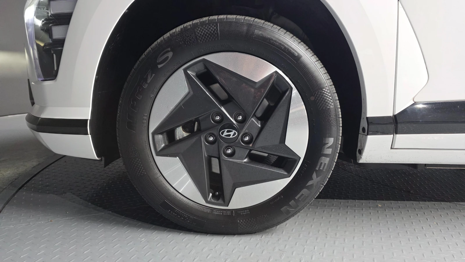 Hyundai Kona LONG RANGE PREMIUM 65.4 KWH , снимка 6 - Автомобили и джипове - 54182851