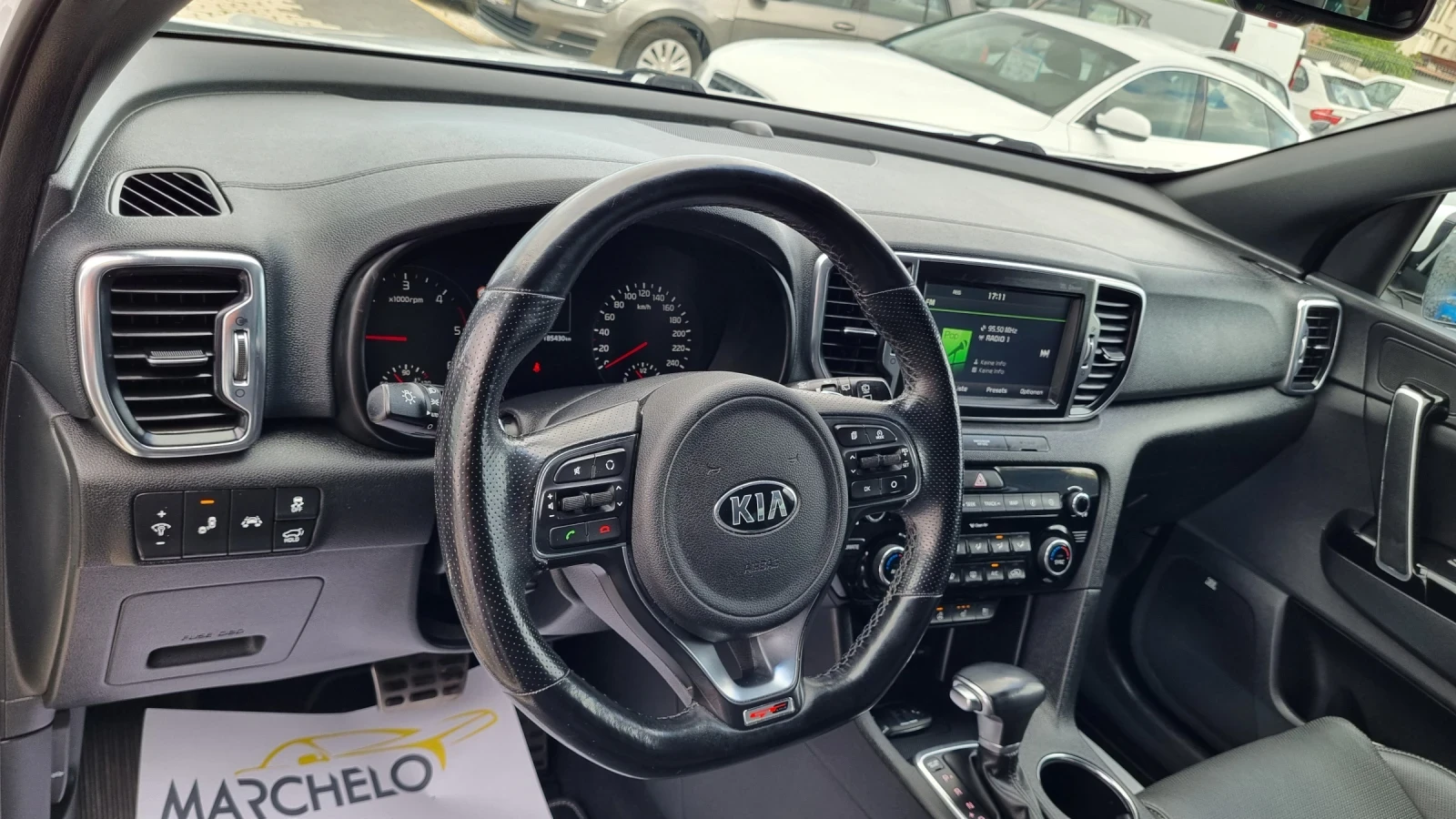 Kia Sportage 2.0CRDI* GT LINE* FULL* ПЪЛНА ГАРАНЦИЯ* , снимка 8 - Автомобили и джипове - 54638649