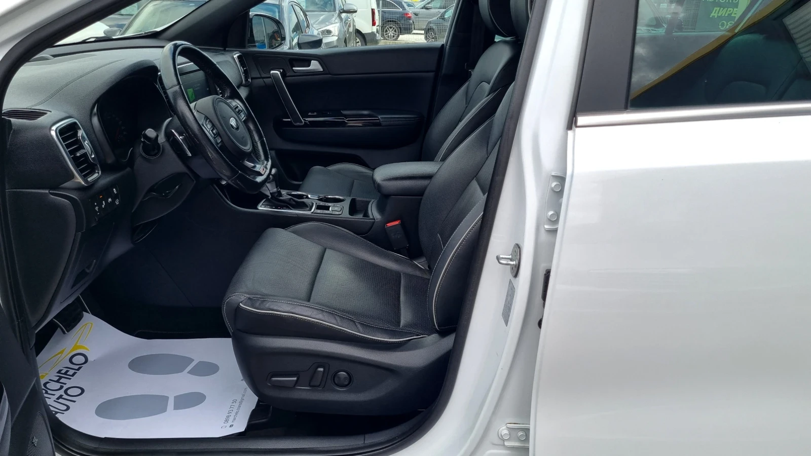 Kia Sportage 2.0CRDI* GT LINE* FULL* ПЪЛНА ГАРАНЦИЯ* , снимка 7 - Автомобили и джипове - 54638649