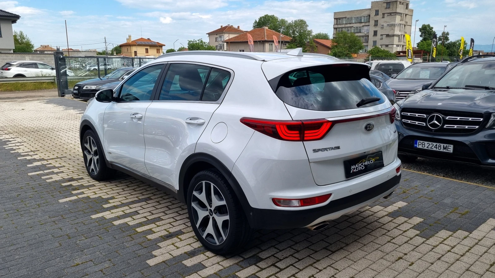 Kia Sportage 2.0CRDI* GT LINE* FULL* ПЪЛНА ГАРАНЦИЯ* , снимка 4 - Автомобили и джипове - 54638649
