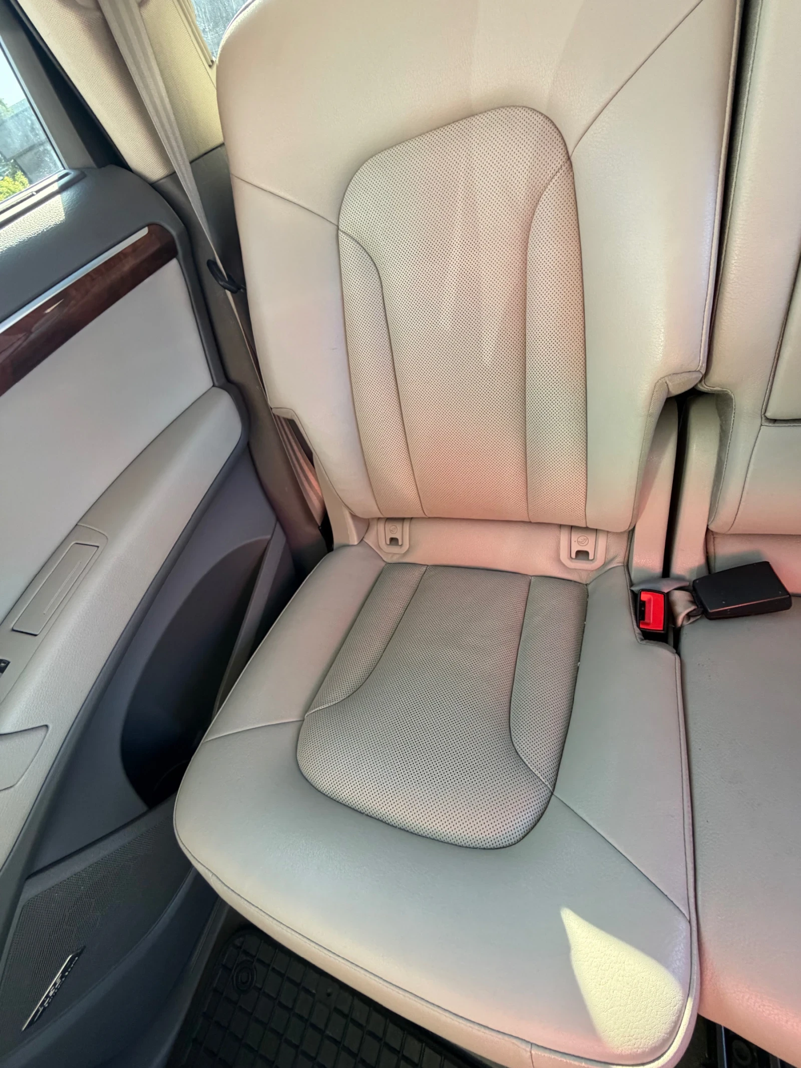 Audi Q7, снимка 6 - Автомобили и джипове - 54994092