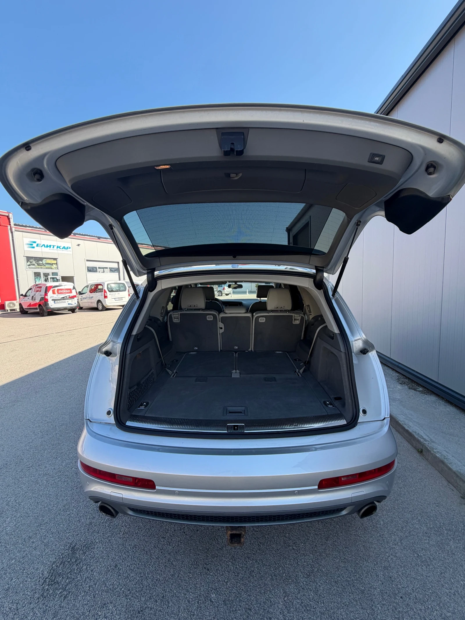 Audi Q7, снимка 3 - Автомобили и джипове - 54994092