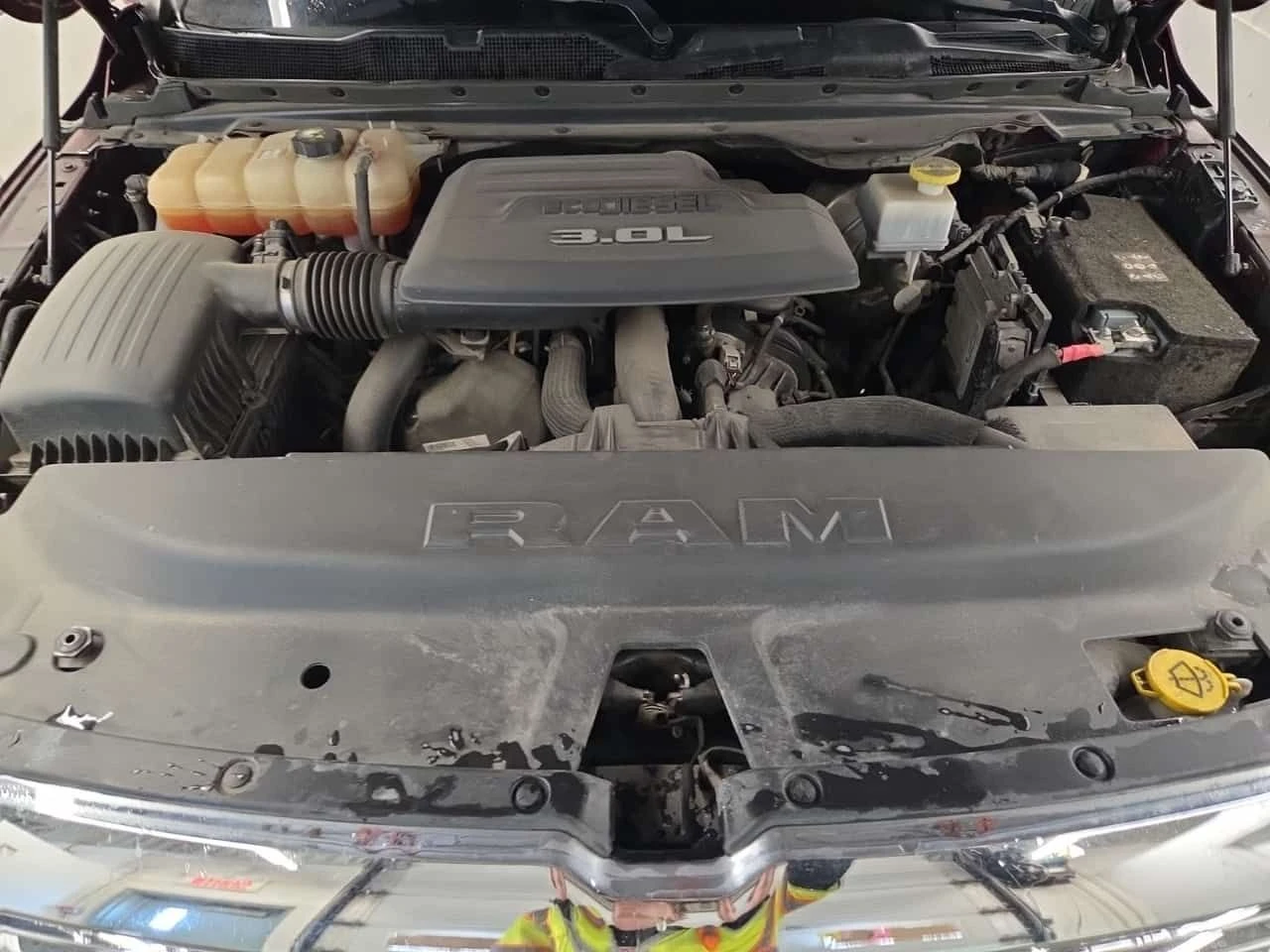 Dodge RAM 1500 * LONGHORN CREW CAB SHORT BED * CARFAX * �ne Owner | Mobile.bg � ����������� 17