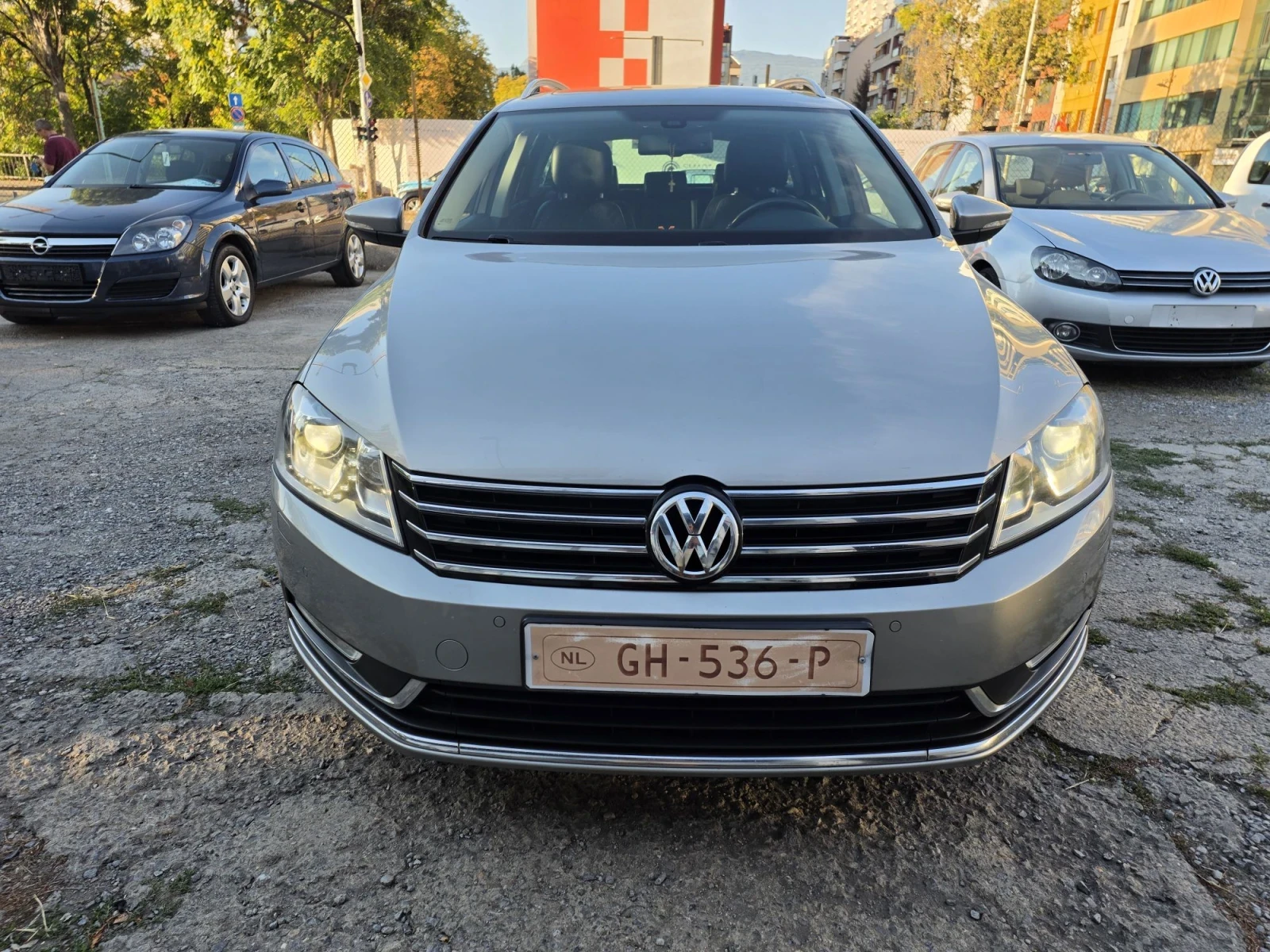 VW Passat 2.0TDI 140k.c. highline, снимка 2 - Автомобили и джипове - 55746217