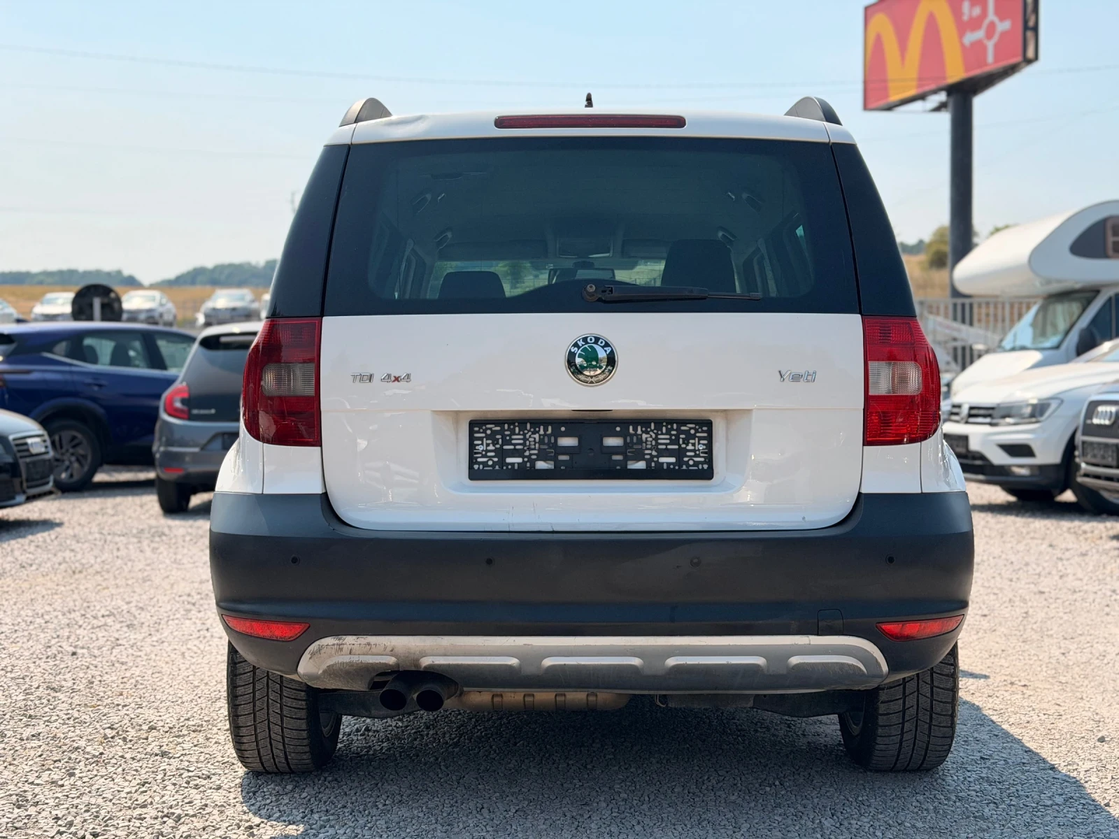 Skoda Yeti 2.0TDI/4x4/XENON/110kc, снимка 6 - Автомобили и джипове - 55768665