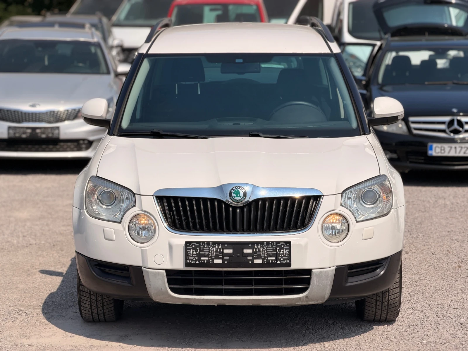 Skoda Yeti 2.0TDI/4x4/XENON/110kc, снимка 3 - Автомобили и джипове - 55768665