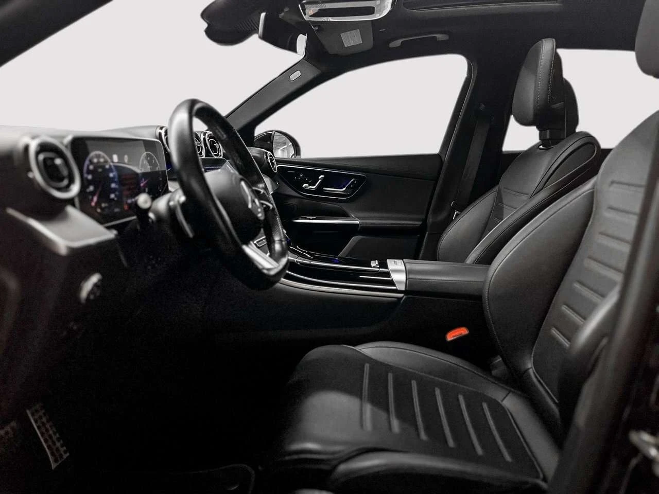 Mercedes-Benz GLC 300 | CARFAX | ГЛАВНО ПРЕДСТАВИТЕЛСТВО НА MERCEDES, снимка 12 - Автомобили и джипове - 56009934