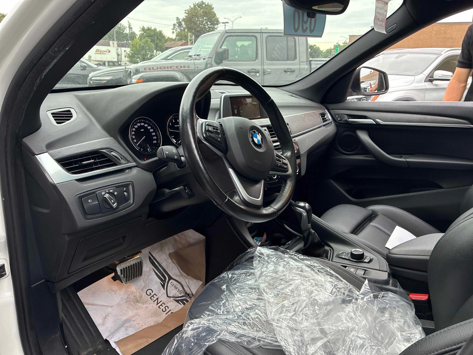 BMW X1 * xDrive28i * АВТОКРЕДИТ БЕЗ ПЪРВОНАЧАЛНА ВНОСКА, снимка 7 - Автомобили и джипове - 56018531