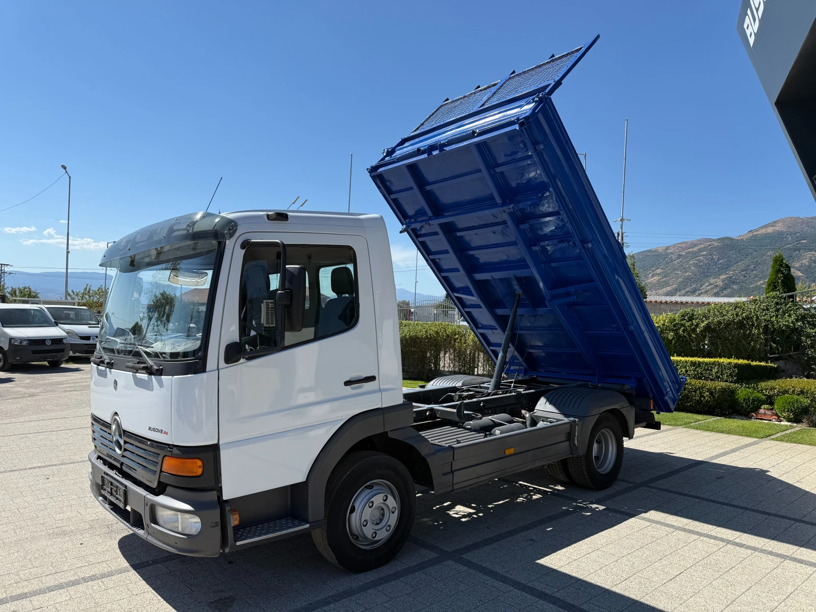 Mercedes-Benz Atego 818 4.00м. х 2.30м. 3-местен  - изображение 2