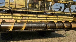 Комбайн New Holland 8080, снимка 6 - Селскостопанска техника - 55265452