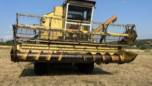 Комбайн New Holland 8080, снимка 2 - Селскостопанска техника - 55265452