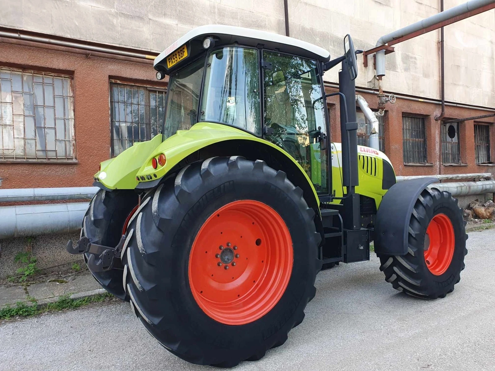 Трактор Claas ARION 610 C - изображение 4