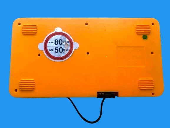 Цена - 25евро. Оригинален компресор за автомобилни гуми + Лепило/Пяна, снимка 4 - Части - 52007057