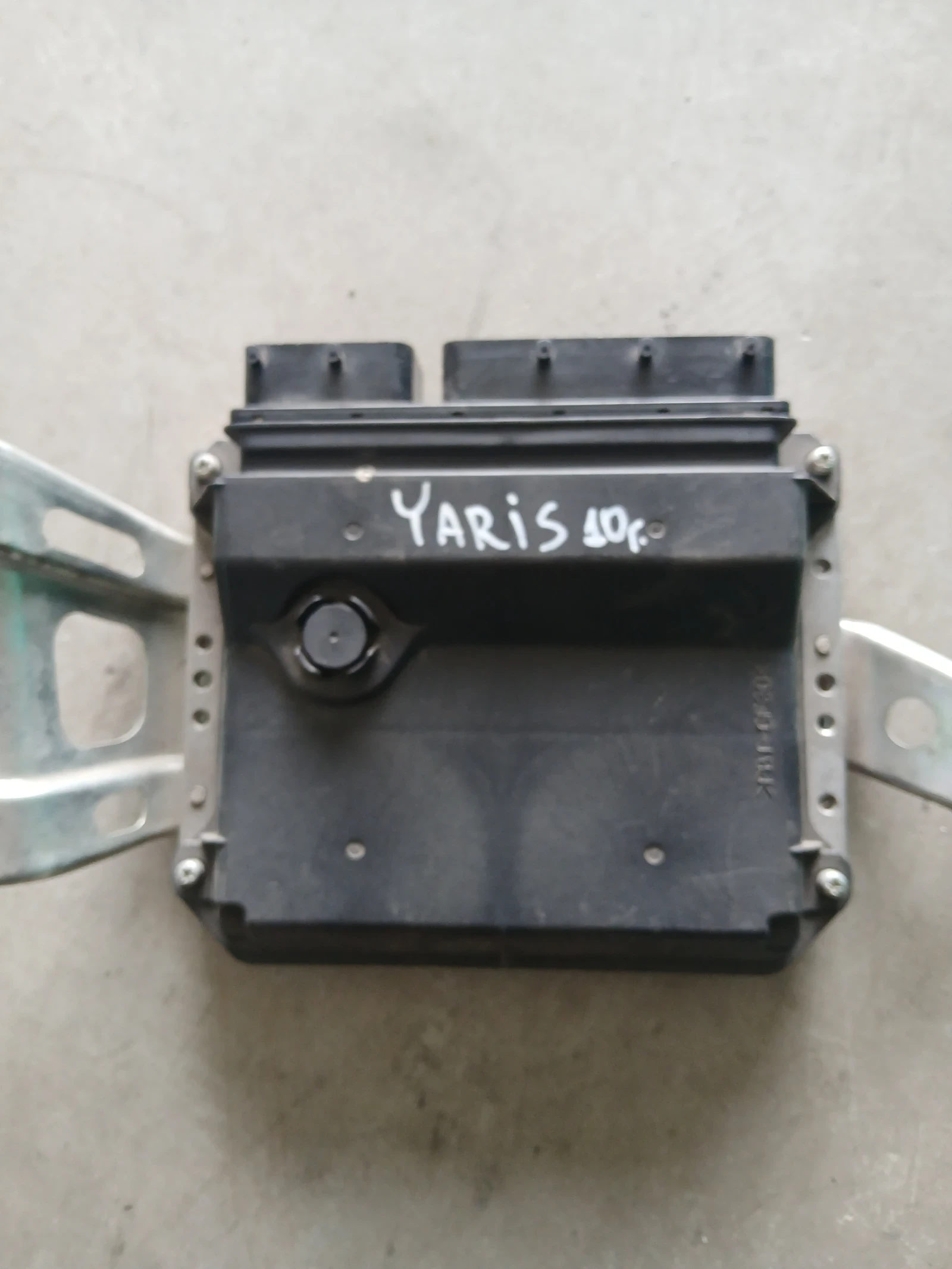 89661-0DB01 компютър Toyota Yaris 