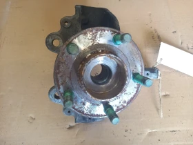 Шенкел главина преден ляв Форд Фокус 1.6тдци (н)