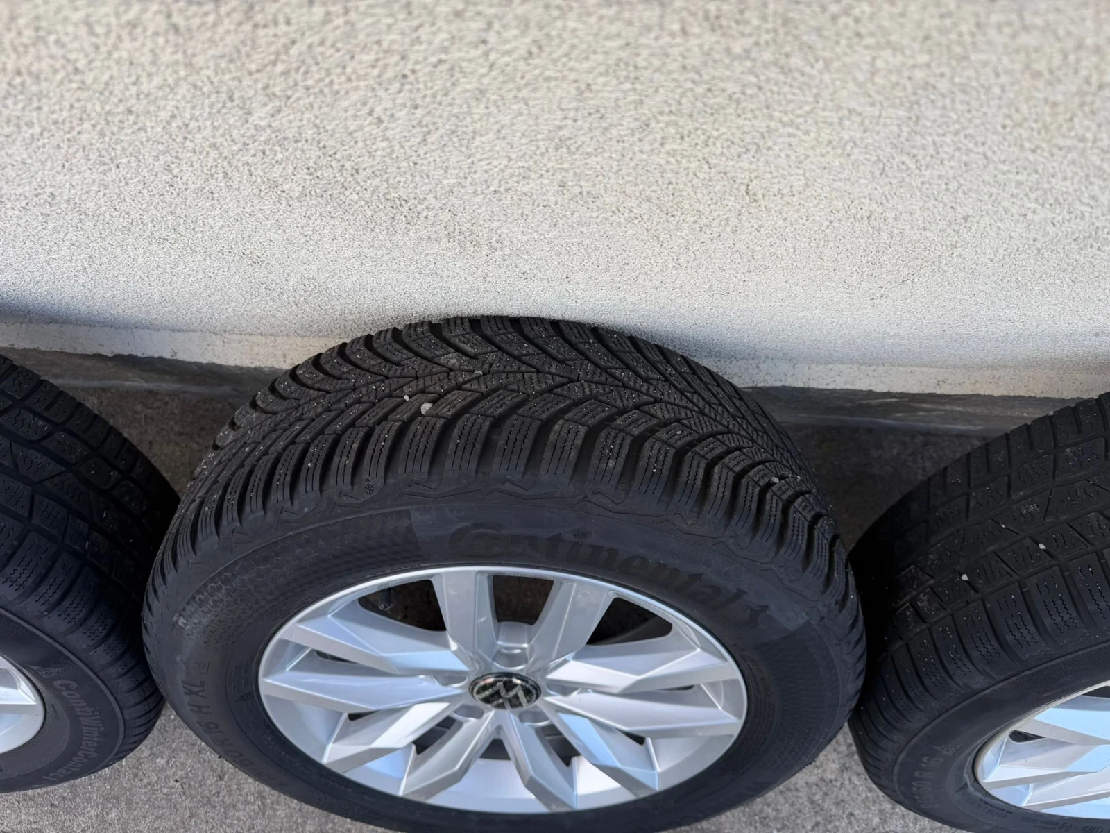 Гуми с джанти Continental 215/60R16, снимка 2 - Гуми и джанти - 54595433