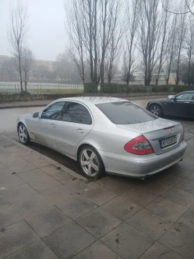 Mercedes-Benz E 320 CDI, снимка 10