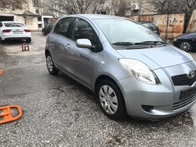 Toyota Yaris 1.0 бензин , снимка 5