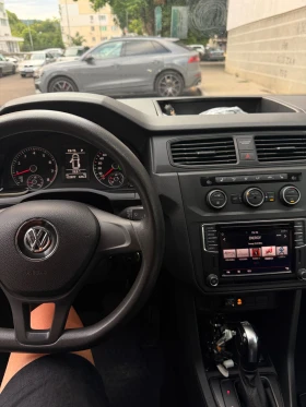 VW Caddy MAXI товарен N1 автомат бензин/газ подгрев навиг. | Auto.bg — изображение 7