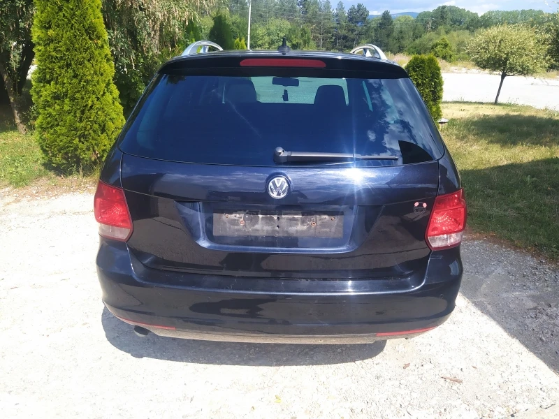 VW Golf 1.6 дизел, снимка 7 - Автомобили и джипове - 37632621