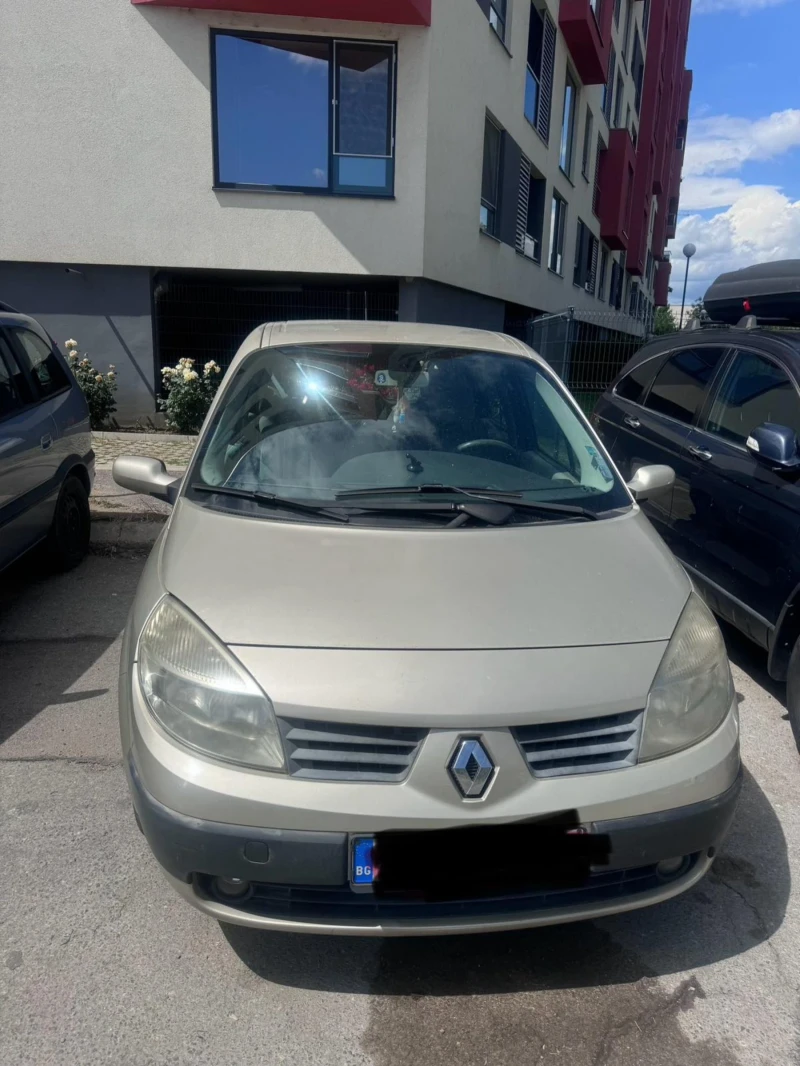 Renault Megane, снимка 1 - Автомобили и джипове - 47577703