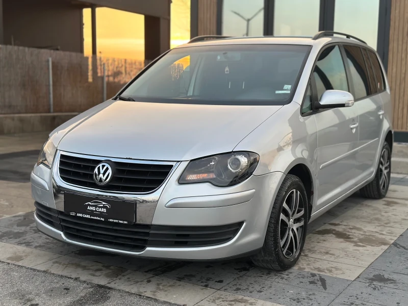 VW Touran * 2.0TDI* DSG* 7 местен* , снимка 1 - Автомобили и джипове - 48868189