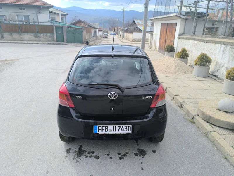 Toyota Yaris, снимка 6 - Автомобили и джипове - 49152830