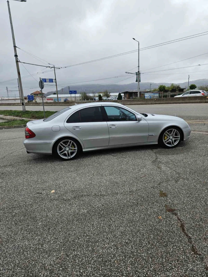 Mercedes-Benz E 320 CDI, снимка 12 - Автомобили и джипове - 52821273