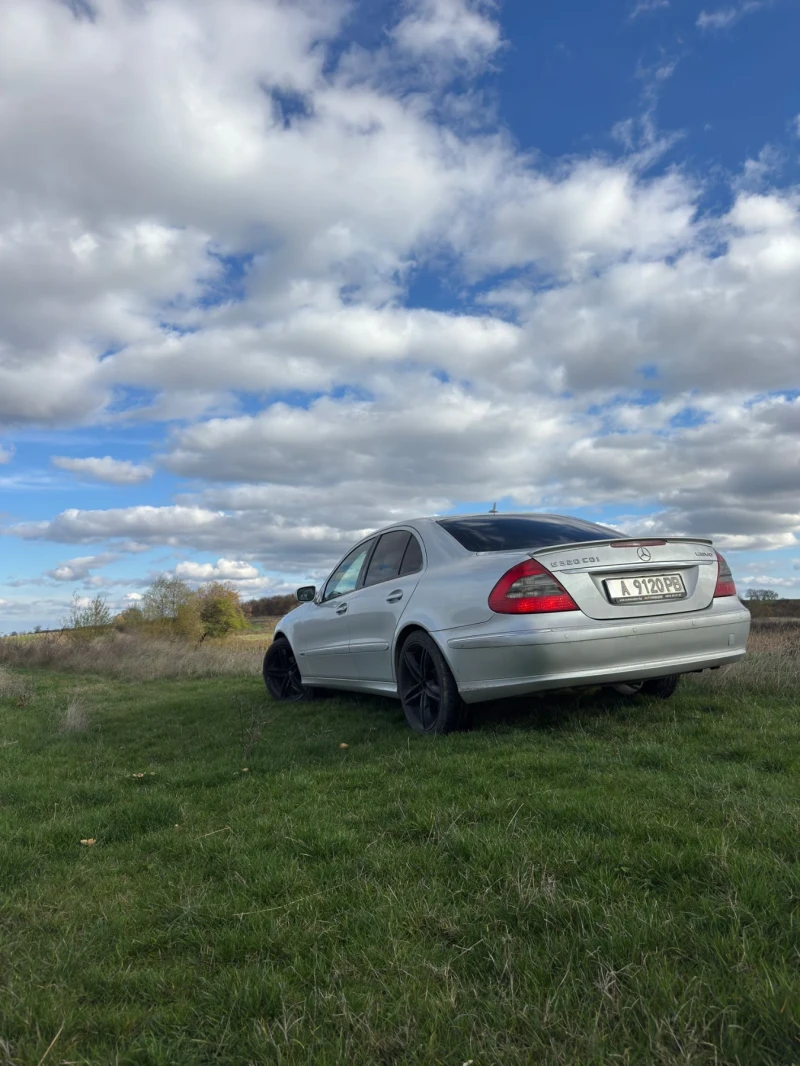 Mercedes-Benz E 320, снимка 2 - Автомобили и джипове - 52391493