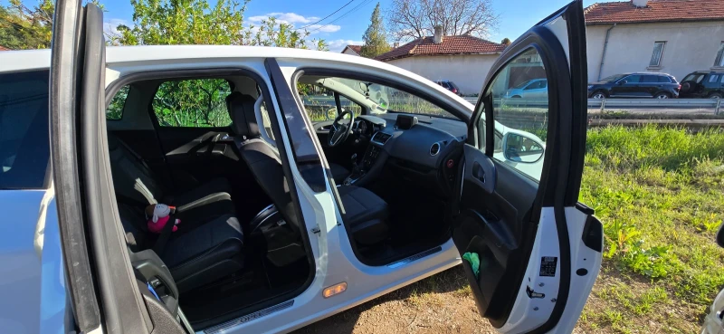 Opel Meriva, снимка 7 - Автомобили и джипове - 52425775