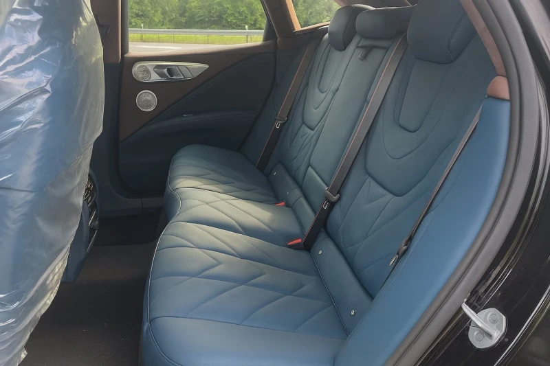 BMW XM Bmw XM , снимка 5 - Автомобили и джипове - 52554710