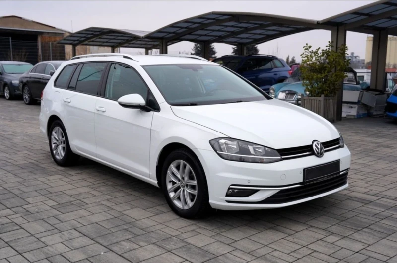 VW Golf Комби 1.6 TDI/DSG/LED/Comfort, снимка 7 - Автомобили и джипове - 53269394