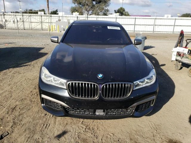 BMW 760 V12 M-PACK* Bang&Olufsen* headup* pano* TV* диг.та, снимка 5 - Автомобили и джипове - 48550484