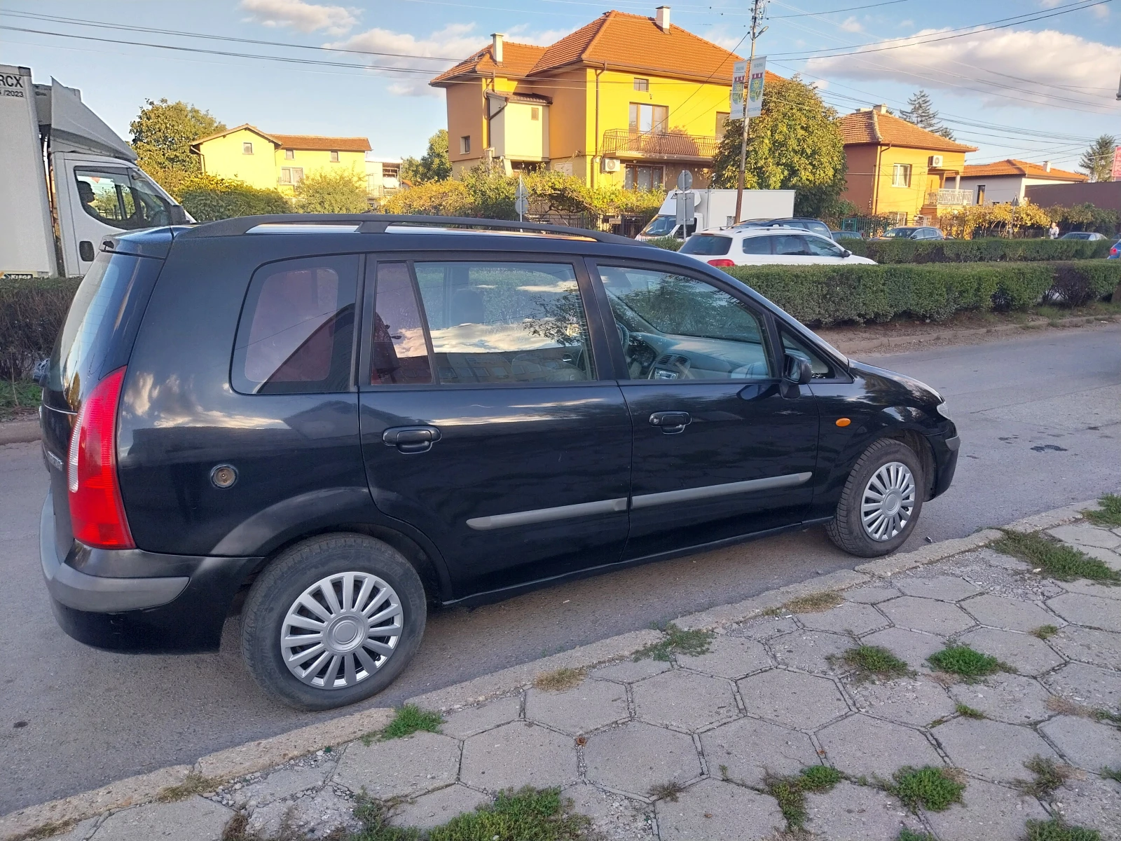 Mazda Premacy 1.8клима газ гаражен  - изображение 3