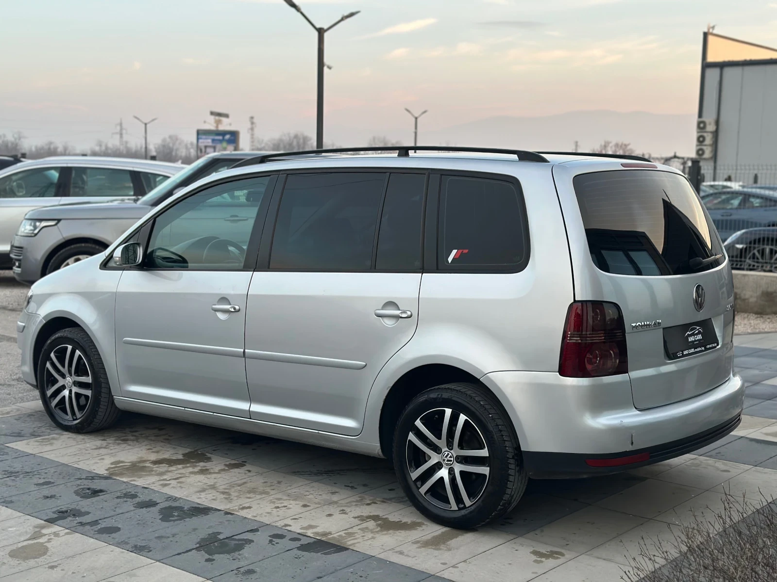 VW Touran * 2.0TDI* DSG* 7 местен*  - изображение 4